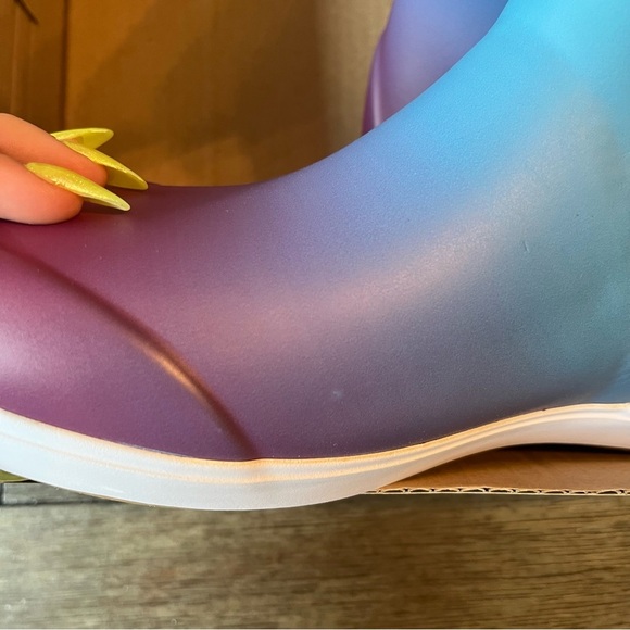 New blue aurora xtratuf deck boots - Picture 4 of 5